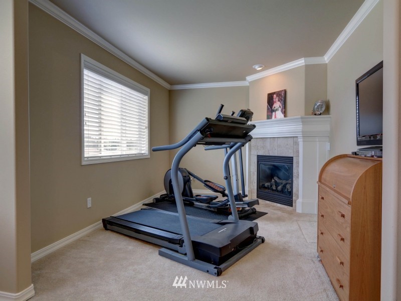 4020 215th Street Southeast Bothell, WA 98021 - Photo 12 of 20