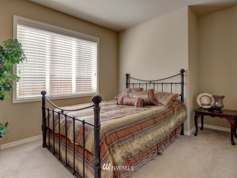 4020 215th Street Southeast Bothell, WA 98021 - Photo 14 of 20