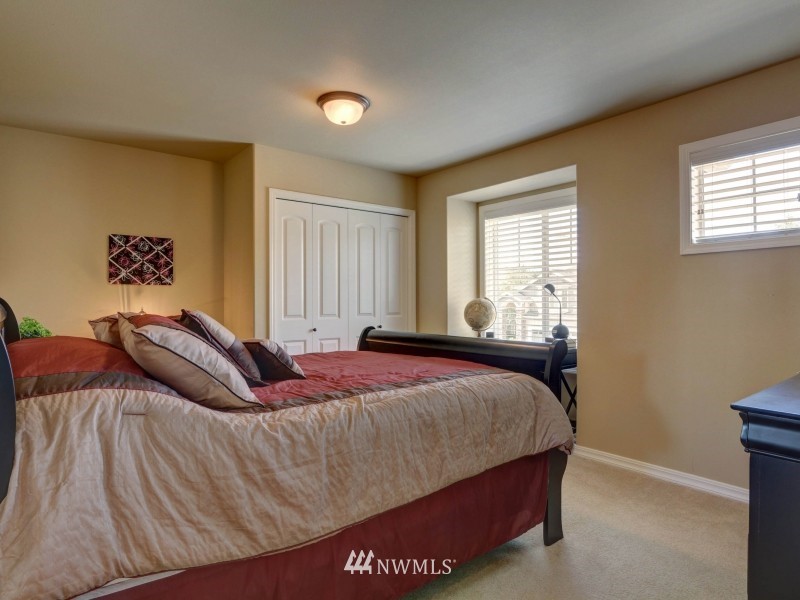 4020 215th Street Southeast Bothell, WA 98021 - Photo 15 of 20