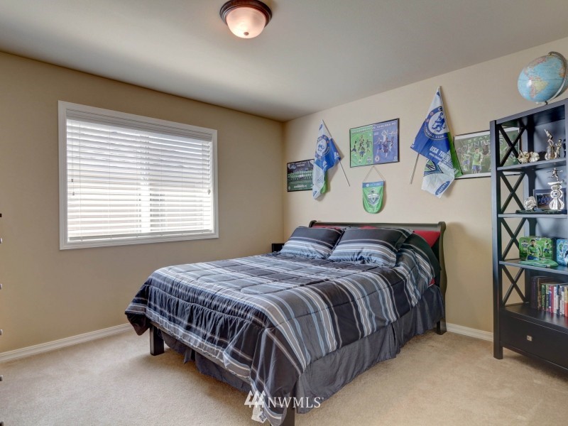 4020 215th Street Southeast Bothell, WA 98021 - Photo 16 of 20