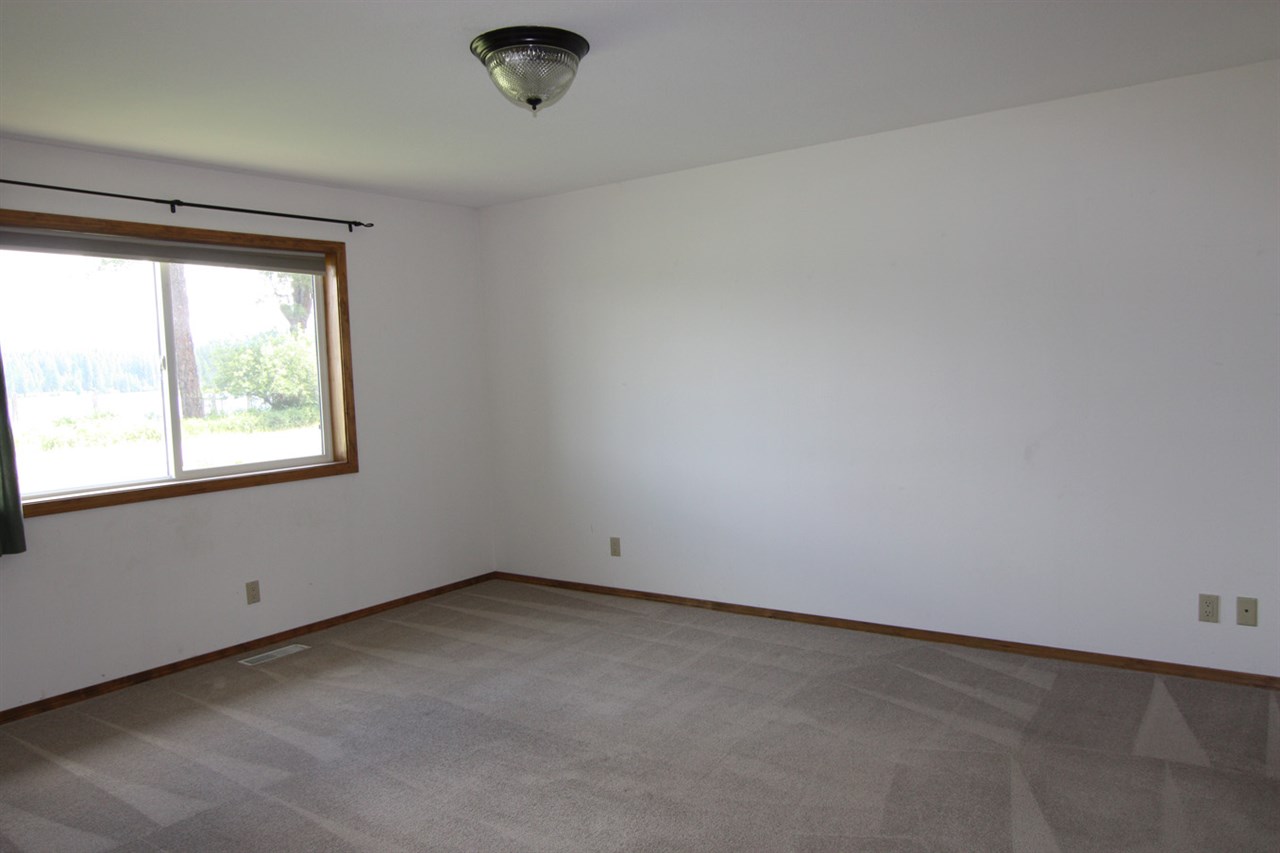 457 River Road Cusick, WA 99119 - Photo 17 of 19