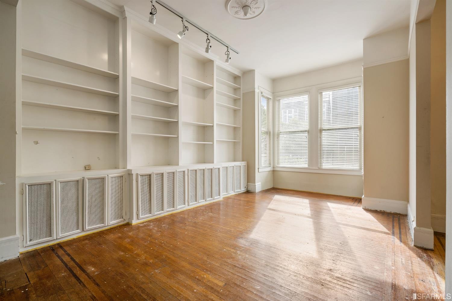 1960 Baker Street San Francisco, CA 94115 - Photo 17 of 90