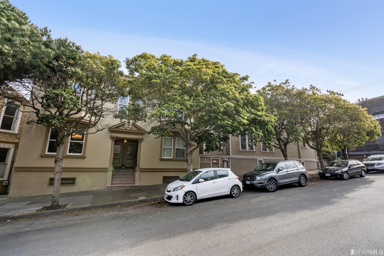 1960 Baker Street San Francisco, CA 94115 - Photo 4 of 90