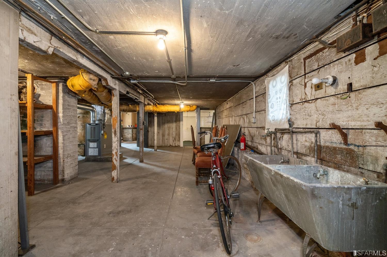 1960 Baker Street San Francisco, CA 94115 - Photo 46 of 90