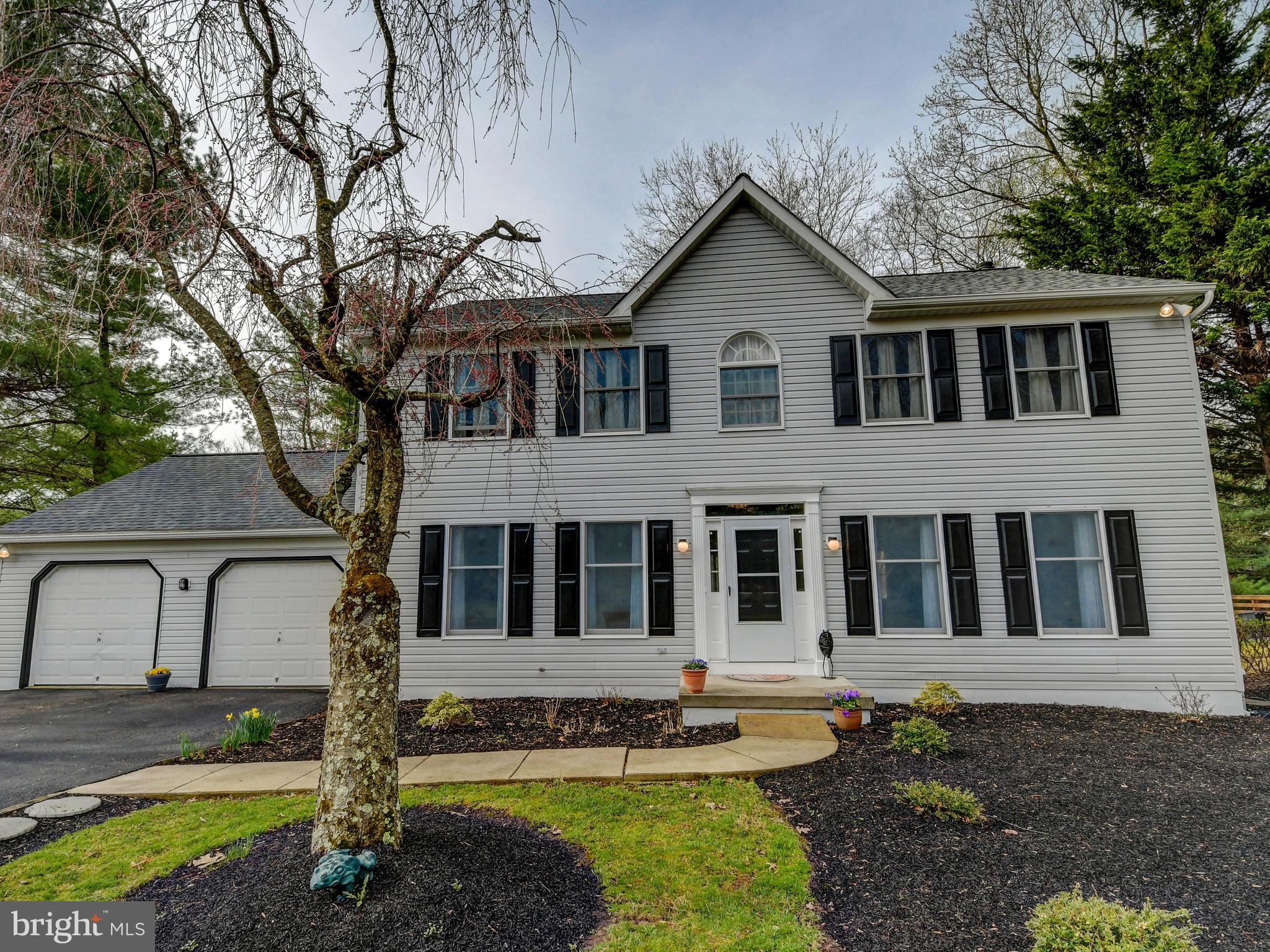 12314 Timber Grove Road Reisterstown, MD 21136 - Photo 4 of 42 Extremely well maintained Colonial style home!