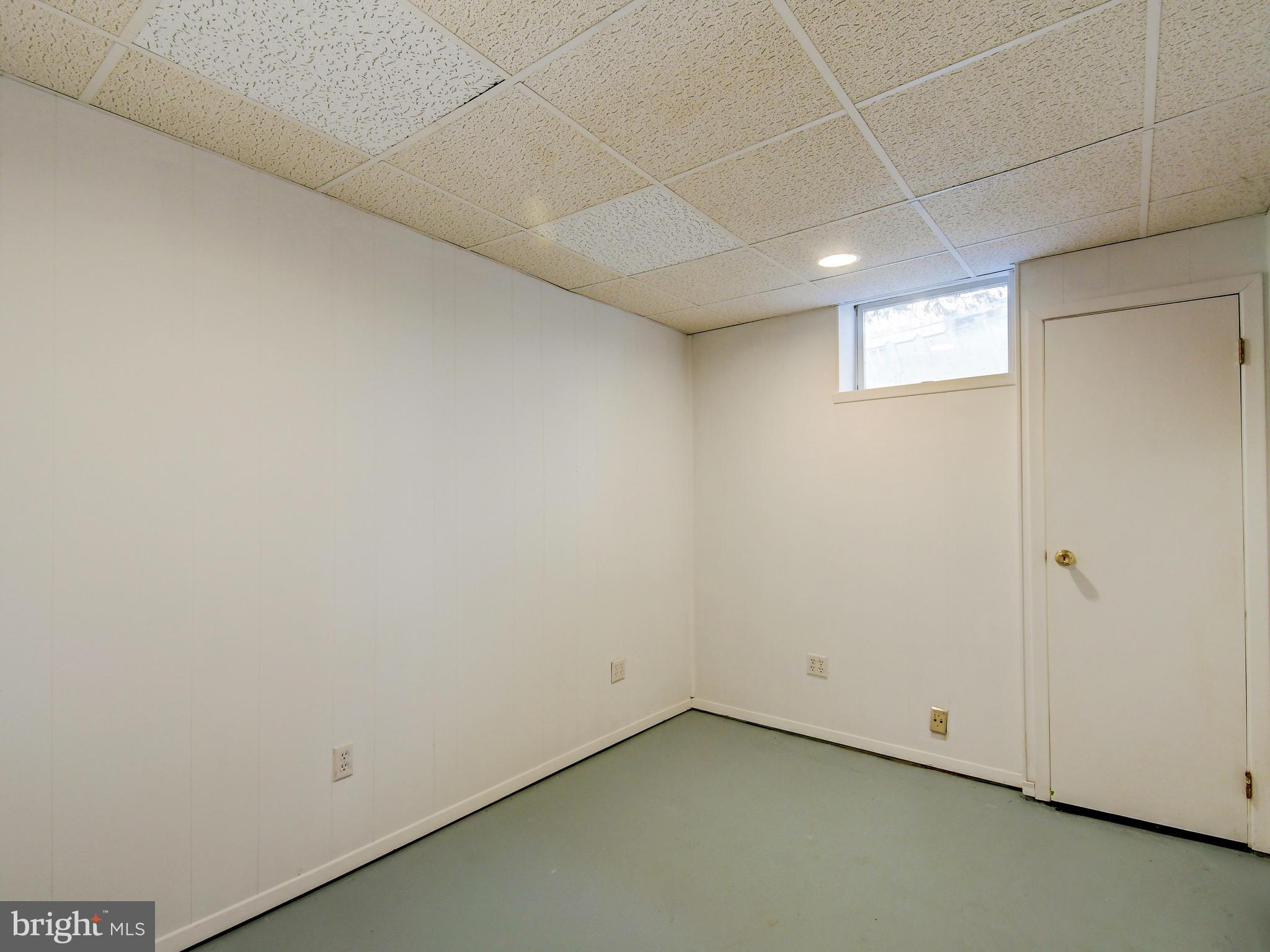 12314 Timber Grove Road Reisterstown, MD 21136 - Photo 36 of 42 Bonus room, possible 5th bedroom or office!