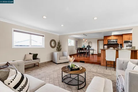 $1,150,000 | 30 Mt Emory Court, Clayton, CA 94517
