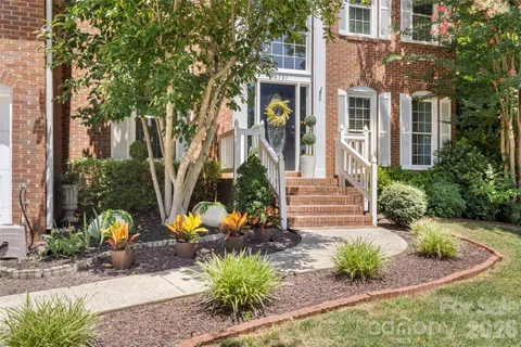 $725,000 | 10701 Spring Camp Way, Charlotte, NC 28277