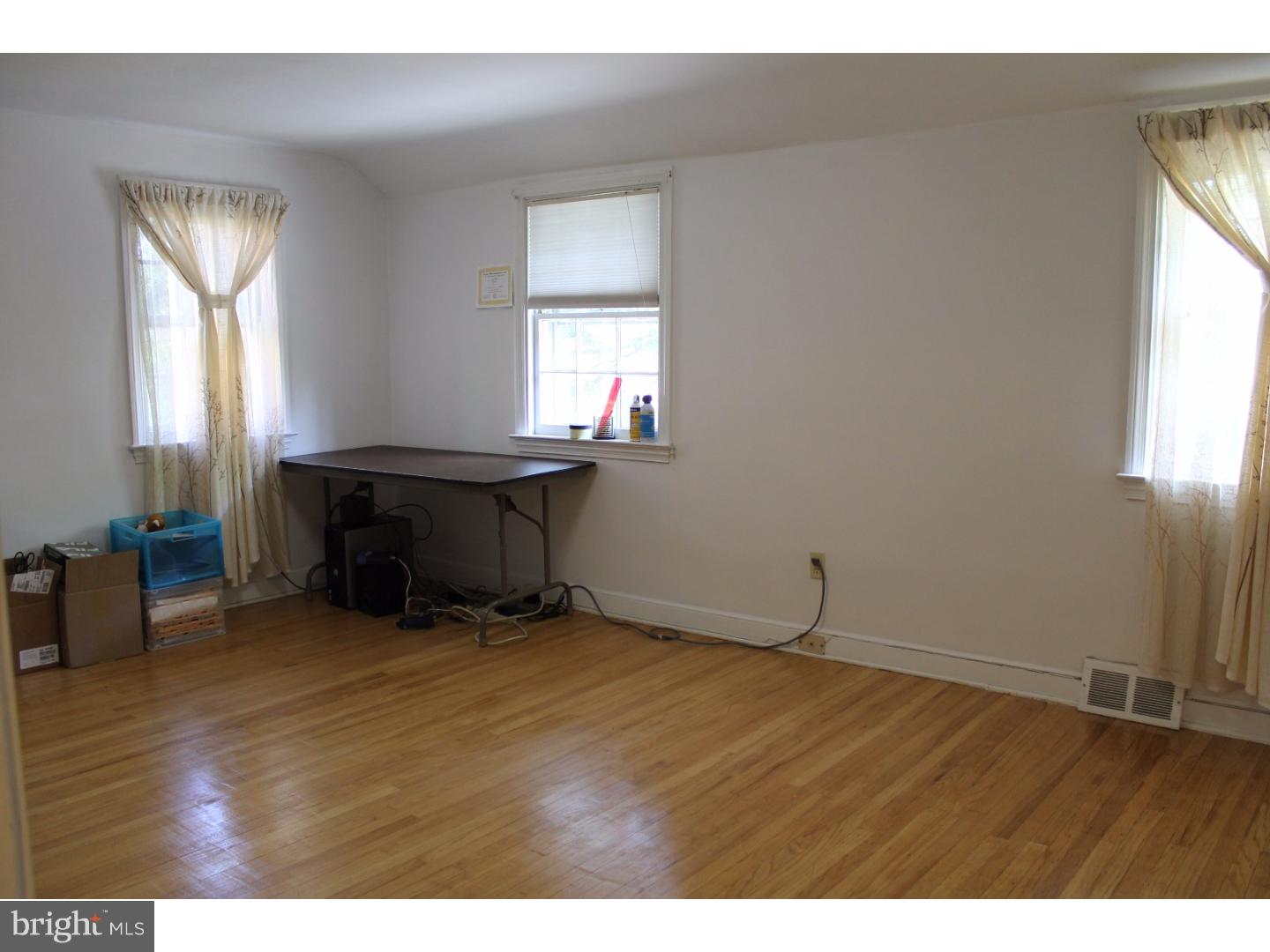106 Rockglen Road Wynnewood, PA 19096 - Photo 13 of 21 Gallery Image 13
