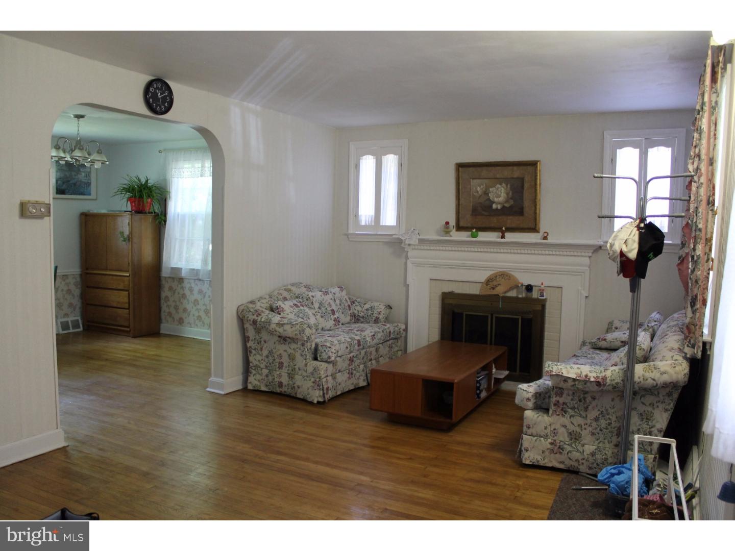 106 Rockglen Road Wynnewood, PA 19096 - Photo 3 of 21 Gallery Image 3