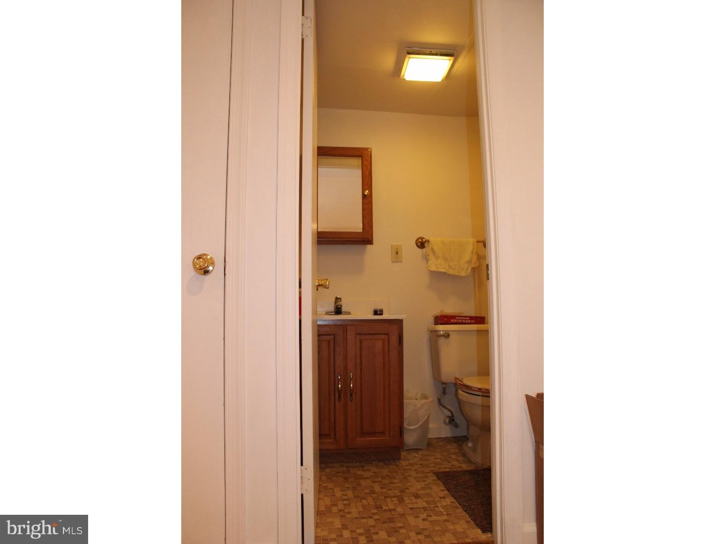 106 Rockglen Road Wynnewood, PA 19096 - Photo 7 of 21 Gallery Image 7