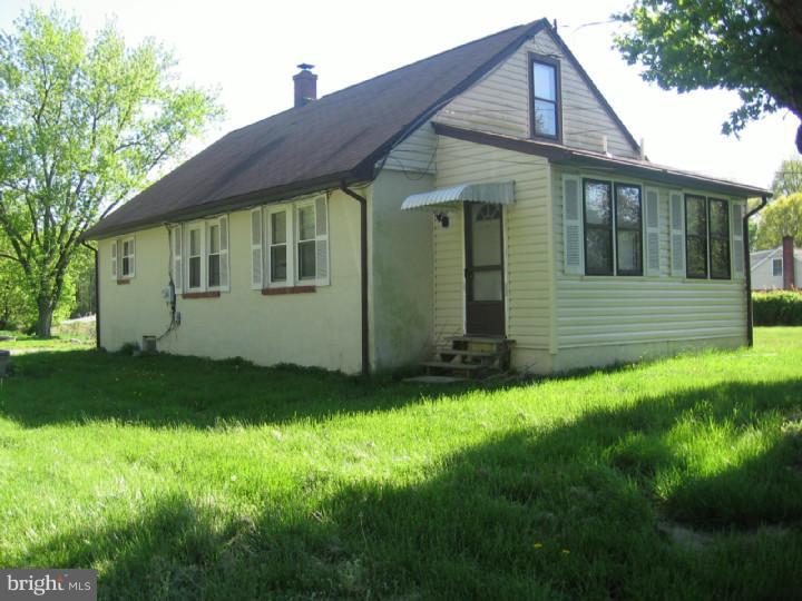 625 West Chestnut Hill Road Newark, DE 19713 - Photo 1 of 19 Exterior Front