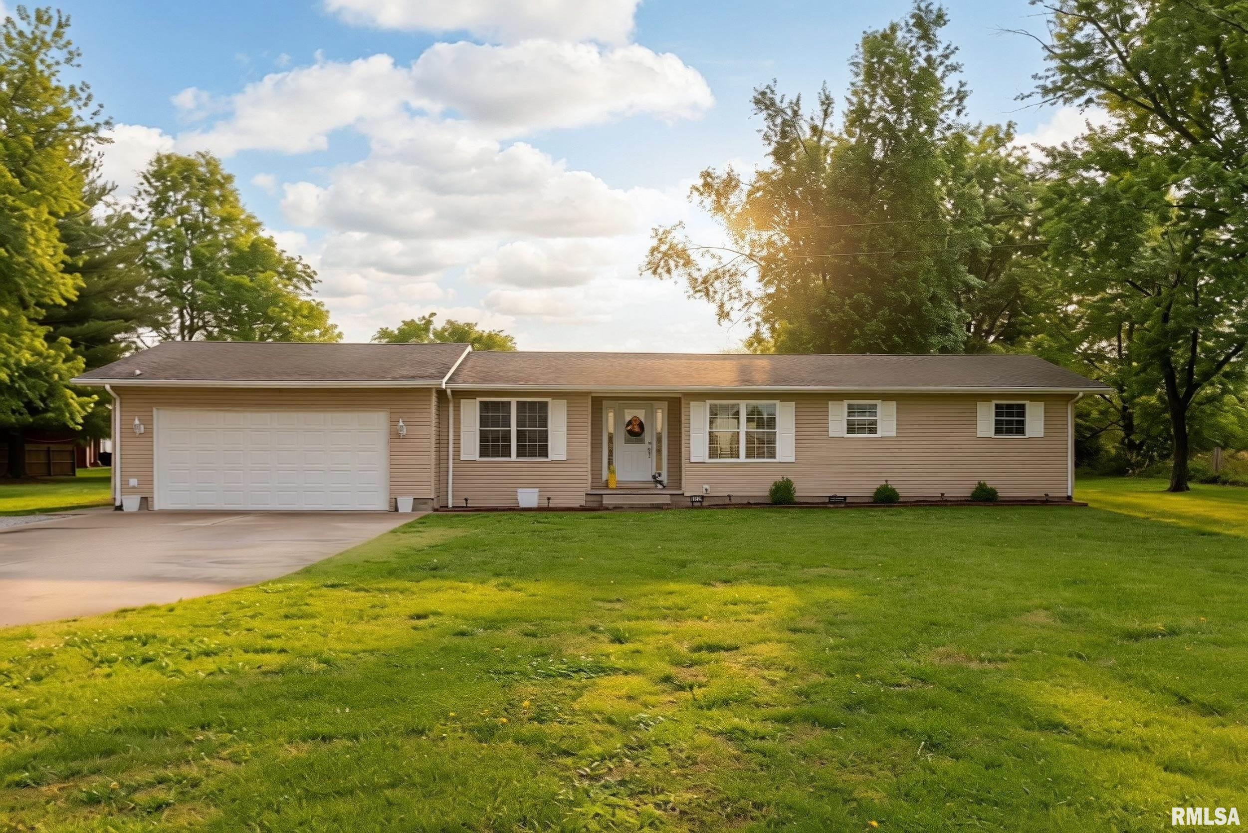 11829 Songbird Road Marion, IL 62959 - Photo 1 of 35