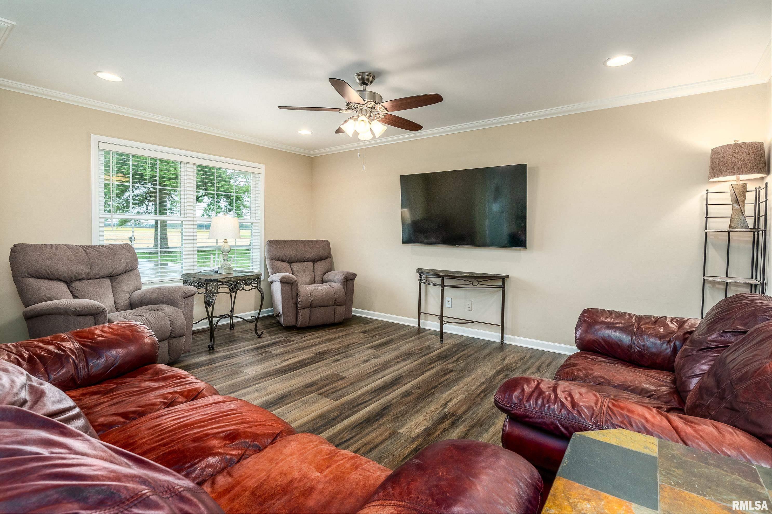 11829 Songbird Road Marion, IL 62959 - Photo 6 of 35