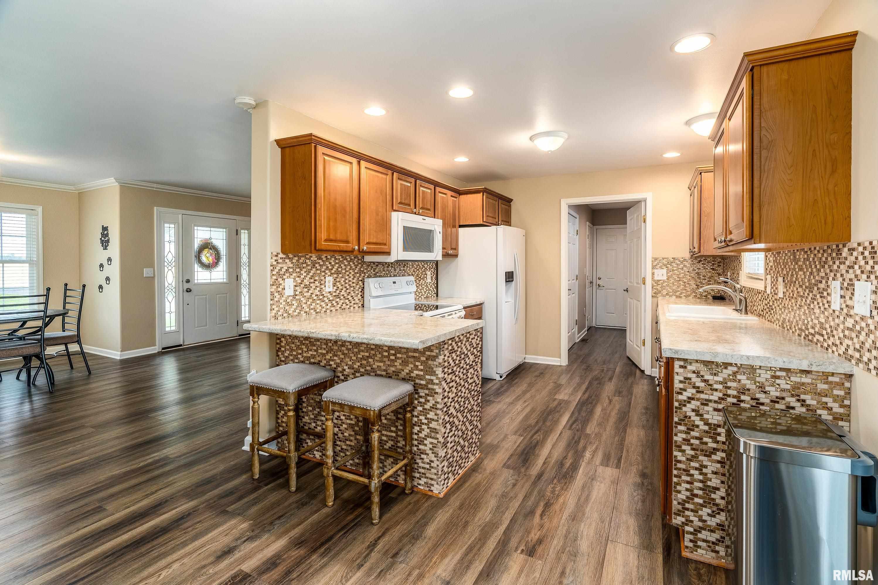 11829 Songbird Road Marion, IL 62959 - Photo 8 of 35