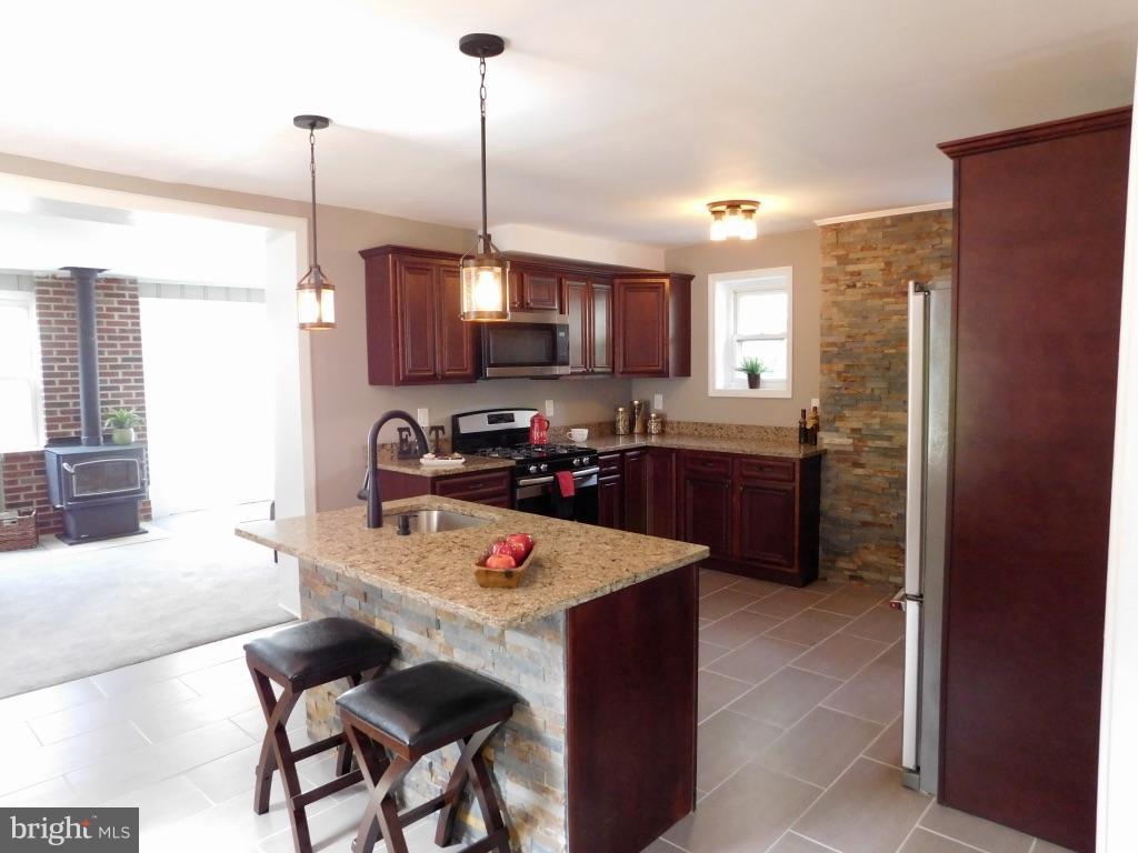 15 Midship Road Baltimore, MD 21222 - Photo 6 of 29 Kitchen