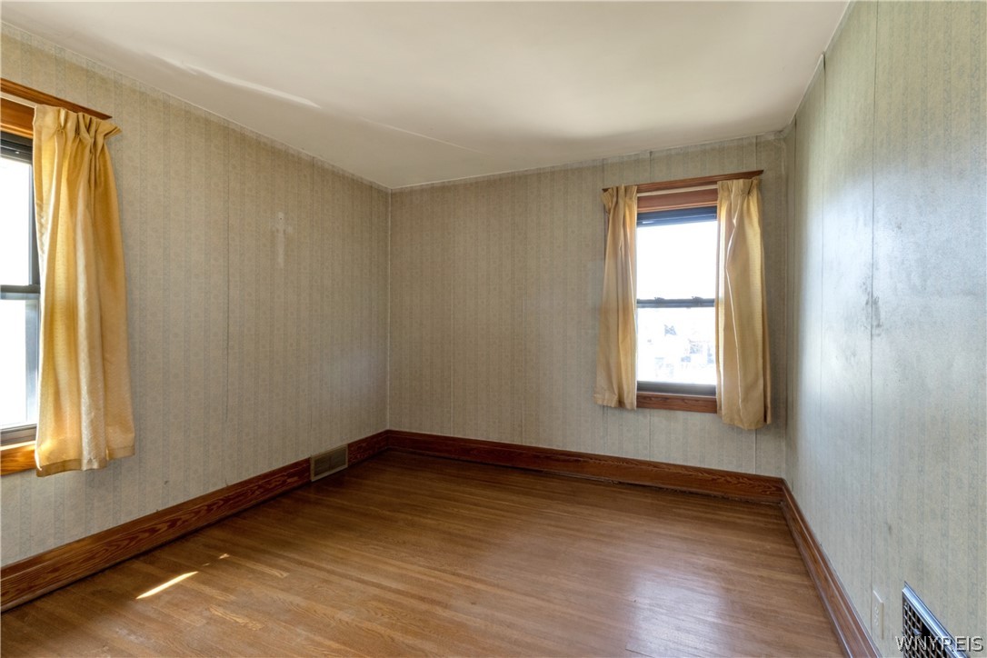 1062 Tifft Street Buffalo, NY 14220 - Photo 29 of 45