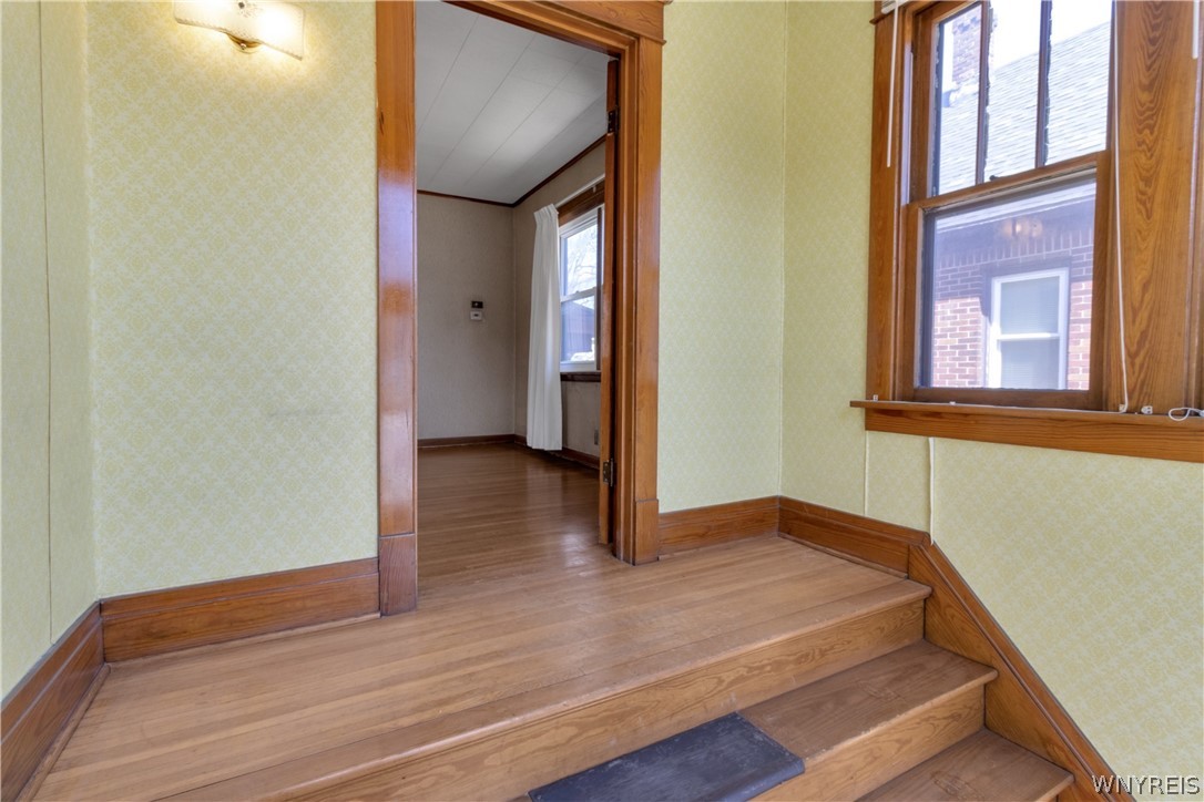1062 Tifft Street Buffalo, NY 14220 - Photo 4 of 45