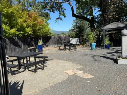 $150,000 | 13281 Highway 101, Hopland, CA 95449