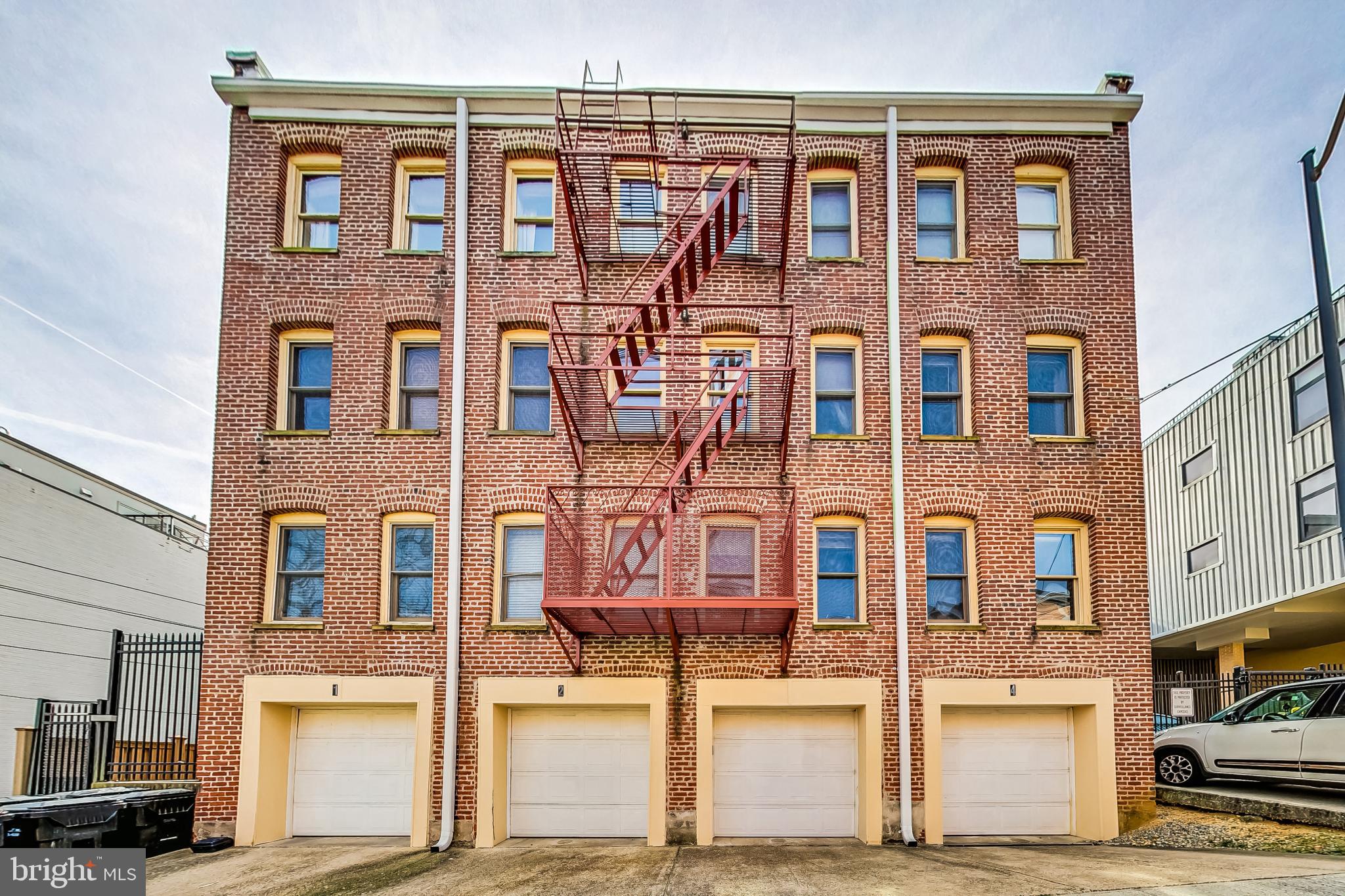 1427 Chapin Street Northwest, Unit 306 Washington, DC 20009 - Photo 38 of 39