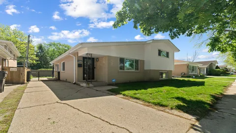 $540,000 | 9517 Lavergne Avenue, Skokie, IL 60077
