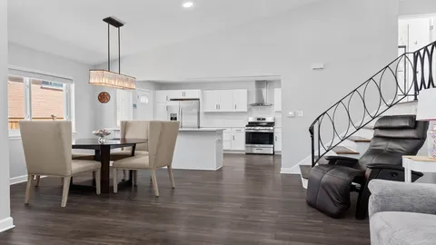 $540,000 | 9517 Lavergne Avenue, Skokie, IL 60077