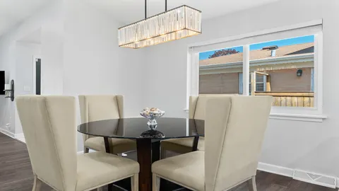 $540,000 | 9517 Lavergne Avenue, Skokie, IL 60077