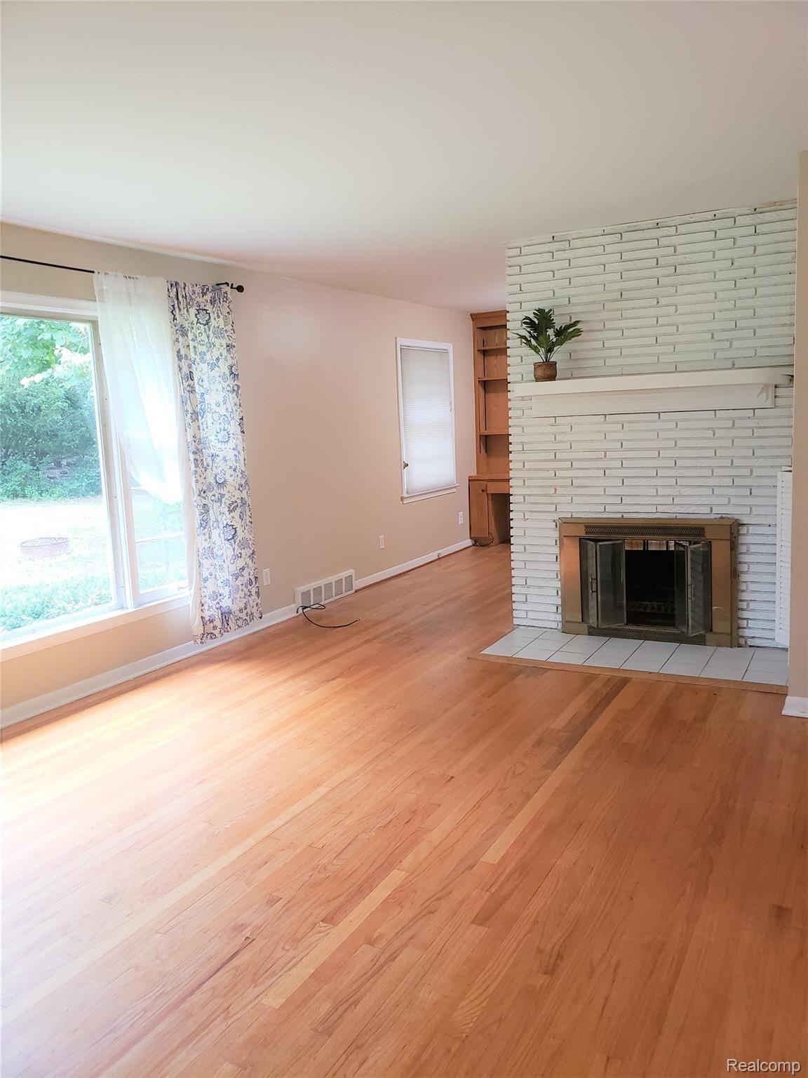 28411 Ridgebrook Road Farmington, MI 48334 - Photo 23 of 35 GR.jpg