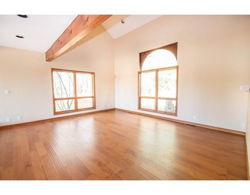 19 Honey Pot Road Southwick, MA 01077 - Photo 7 of 27 Gallery Image 7