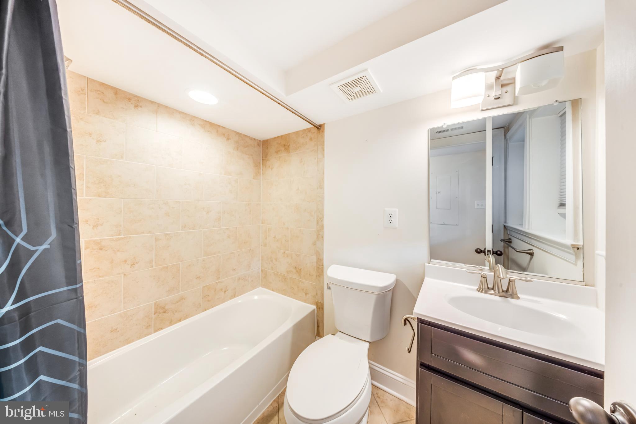 1505 Spring Place Northwest Washington, DC 20010 - Photo 30 of 37 Gallery Image 30