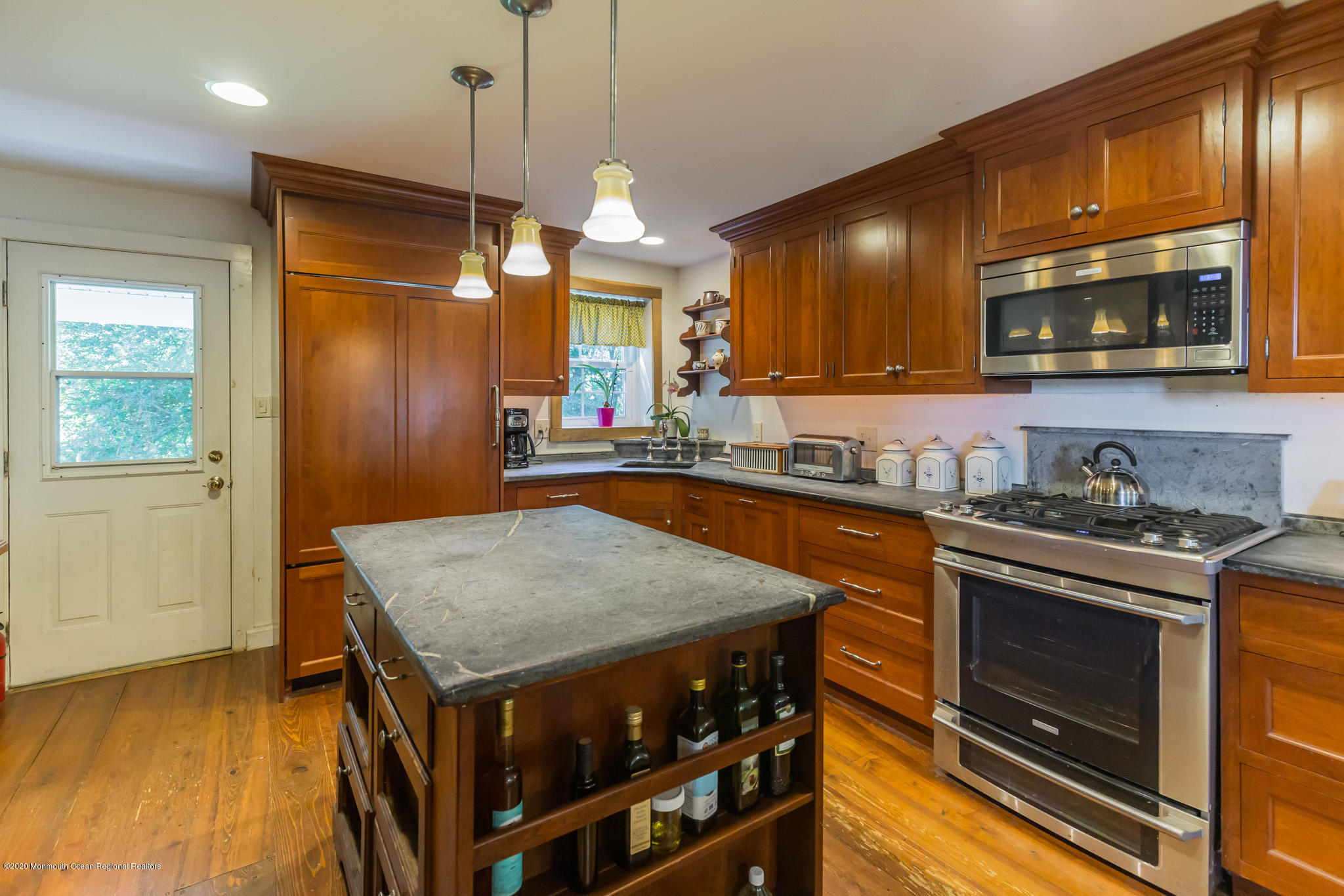 151 Extonville Road Allentown, NJ 08501 - Photo 17 of 40 HJ64321_Standard-13-6847852