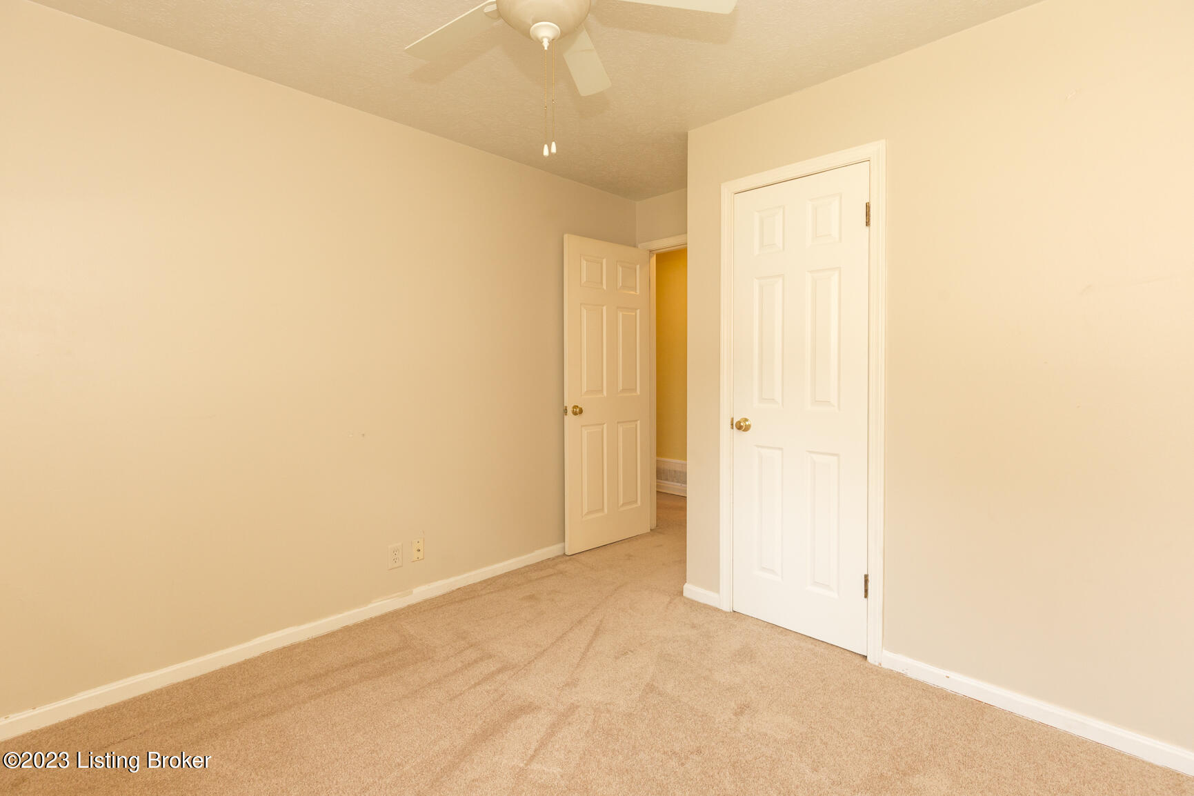 2606 Alps Road Louisville, KY 40216 - Photo 24 of 40 2606 Alps-24