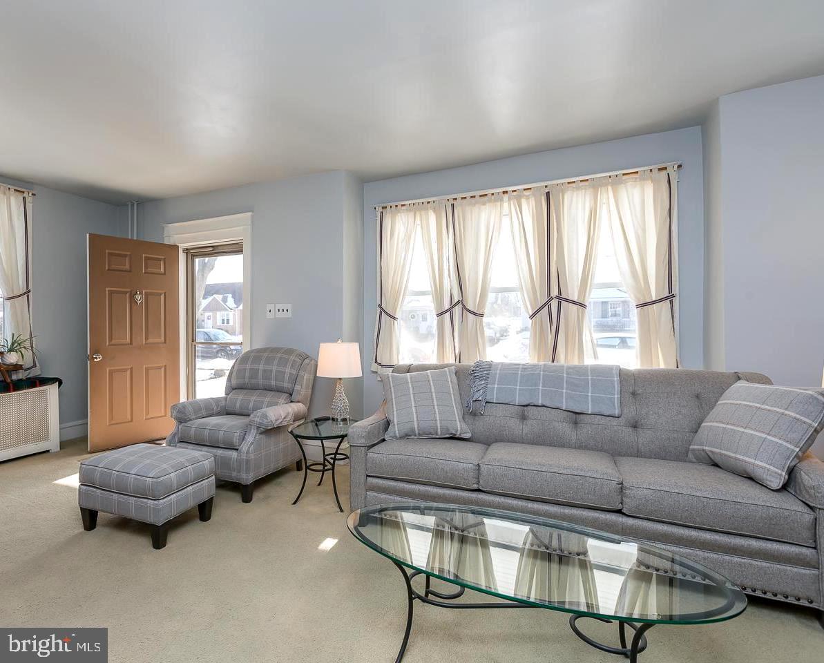 332 South Manoa Road Havertown, PA 19083 - Photo 6 of 34