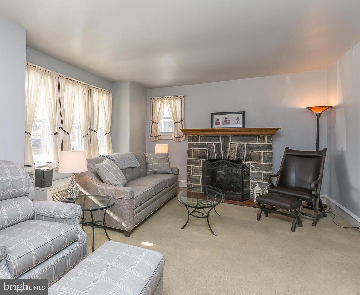 332 South Manoa Road Havertown, PA 19083 - Photo 7 of 34