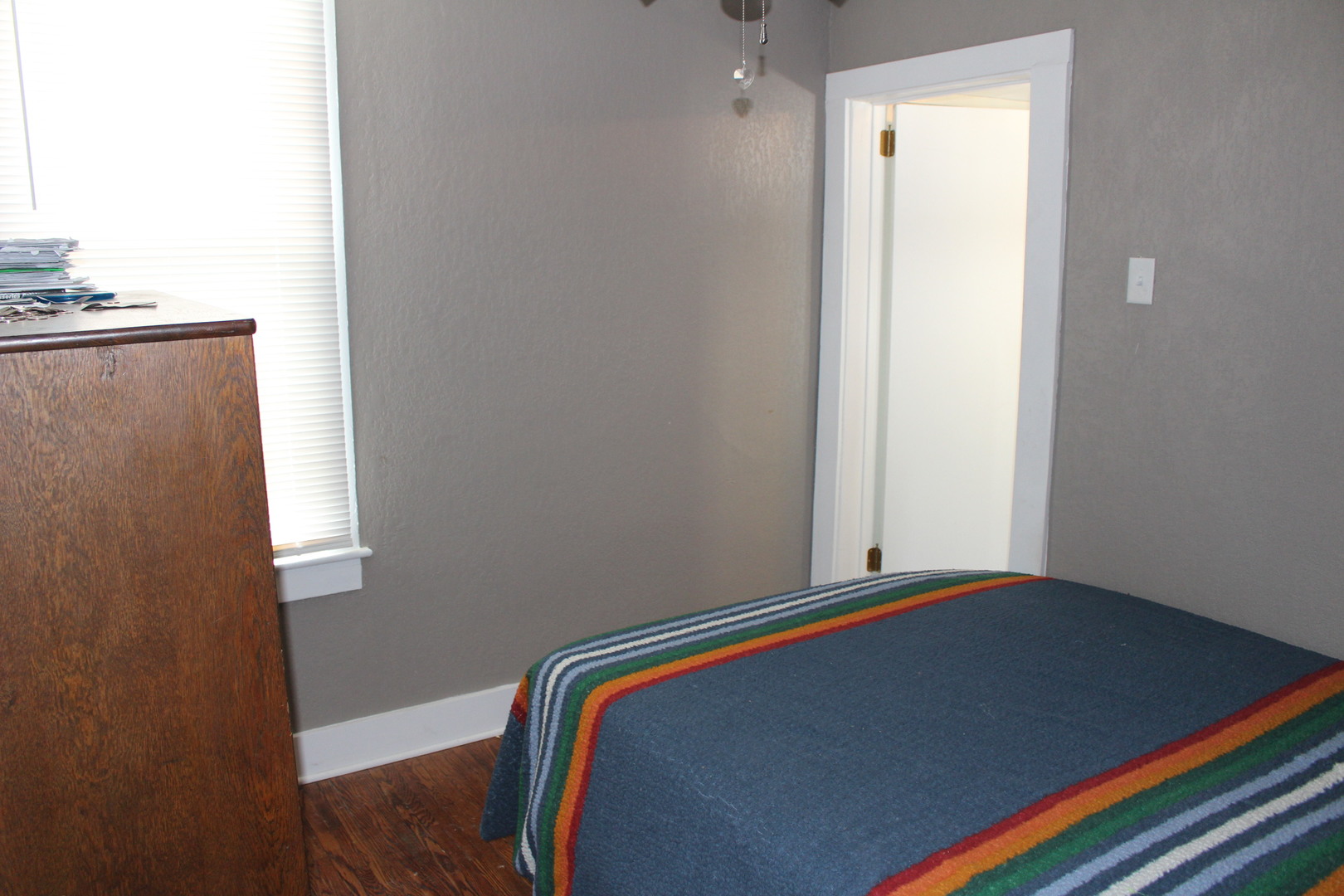 216 South Grant Street Clinton, IL 61727 - Photo 18 of 29 a view of room with window