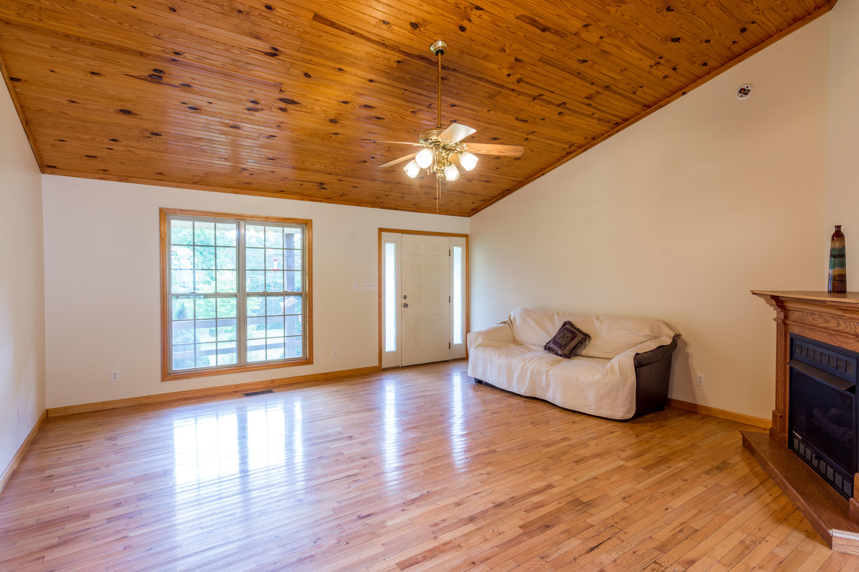2878 Barker Camp Road Dunlap, TN 37327 - Photo 13 of 46 Barker Camp-22