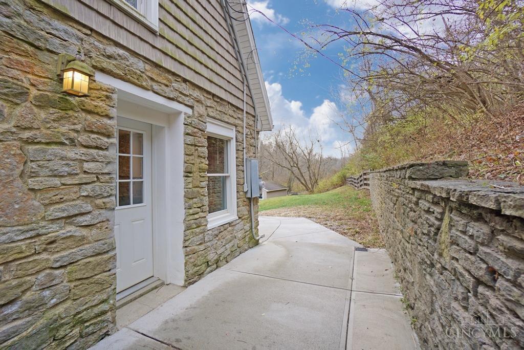 5595 Sheits Road Cincinnati, OH 45252 - Photo 25 of 38 Gallery Image 25