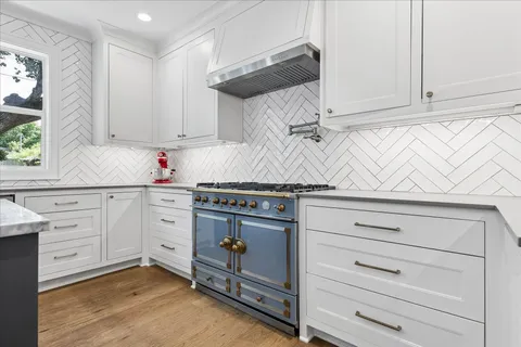 $1,495,000 | 1645 Kipling Street, Houston, TX 77006
