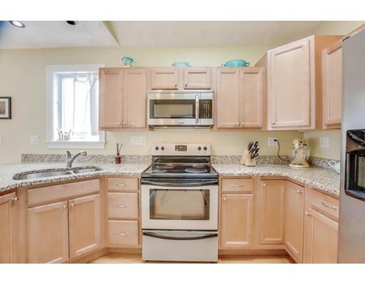 37 Playstead Road Medford, MA 02155 - Photo 8 of 28 Gallery Image 8