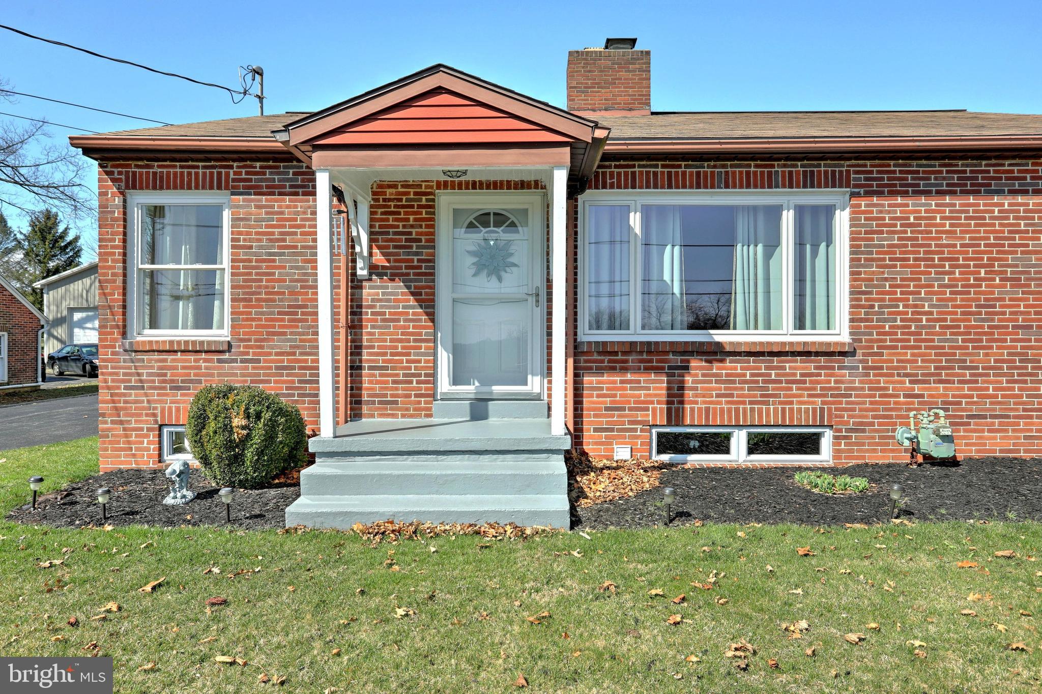 1818 Stoverstown Road Spring Grove, PA 17362 - Photo 5 of 29