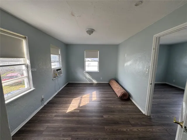 $1,500 | 921 North 17th Court, Unit 931, Hollywood, FL 33020