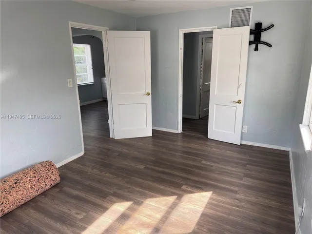 $1,500 | 921 North 17th Court, Unit 931, Hollywood, FL 33020