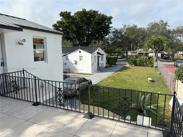$1,500 | 921 North 17th Court, Unit 931, Hollywood, FL 33020