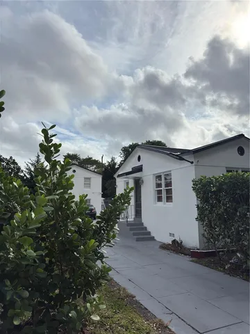 $1,500 | 921 North 17th Court, Unit 931, Hollywood, FL 33020