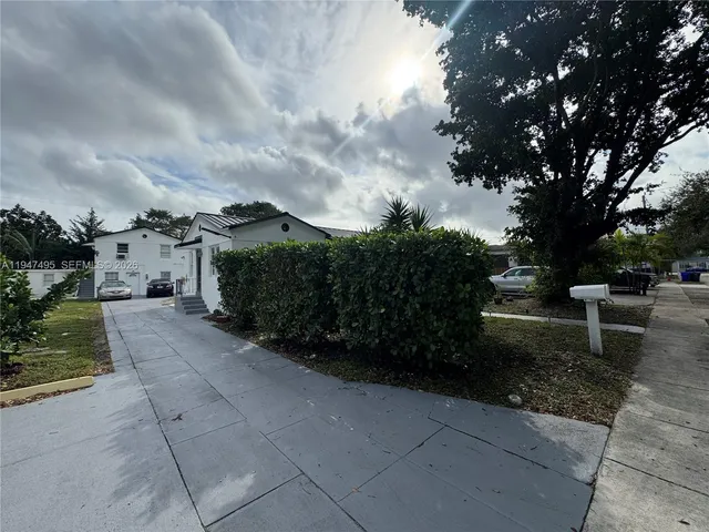 $1,500 | 921 North 17th Court, Unit 931, Hollywood, FL 33020