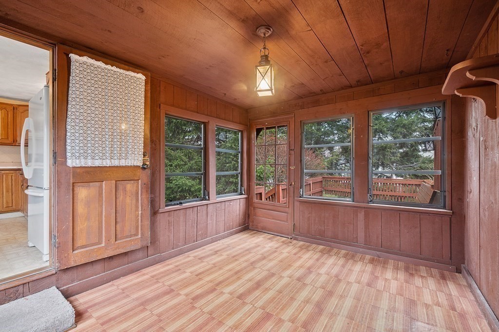 16 Beebe Lane Wakefield, MA 01880 - Photo 6 of 30