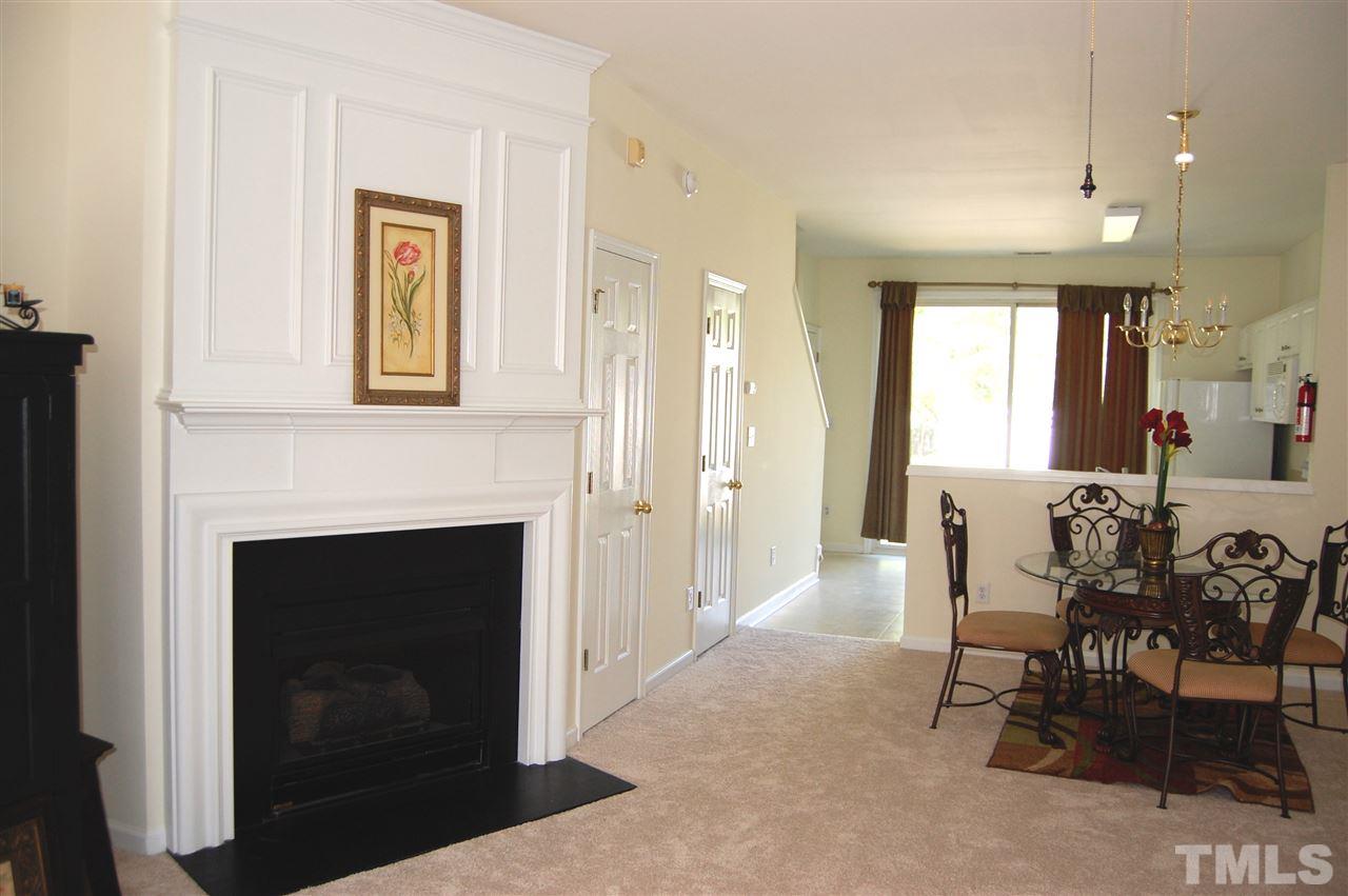 1707 Sorrell Brook Way Raleigh, NC 27609 - Photo 3 of 11 Gallery Image 3