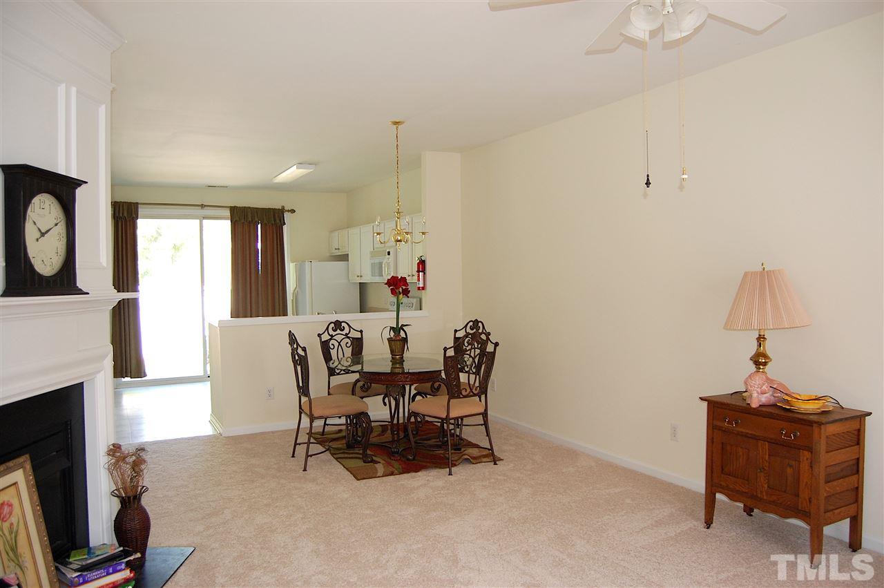 1707 Sorrell Brook Way Raleigh, NC 27609 - Photo 5 of 11 Gallery Image 5