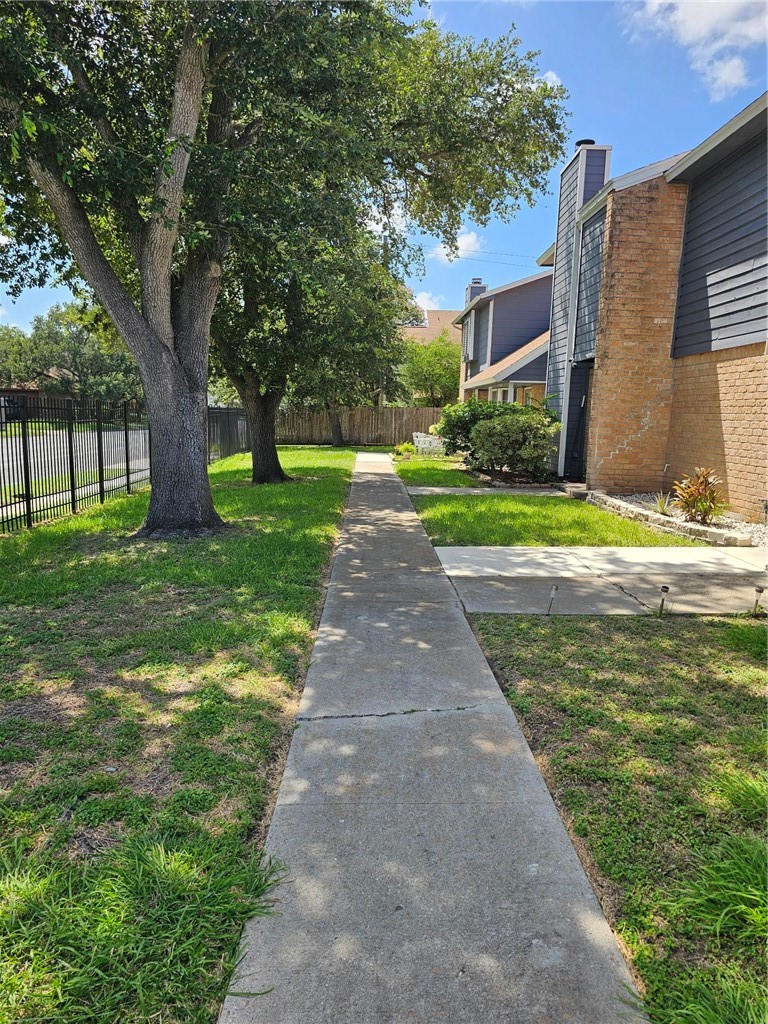 7130 Everhart Road, Unit 20 Corpus Christi, TX 78413 - Photo 2 of 7