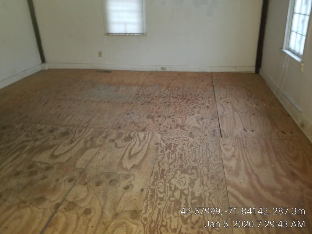 195 Erickson Road Ashby, MA 01431 - Photo 5 of 10